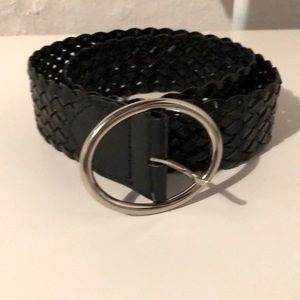 New York & Company Black braided leather belt, Sz s/m
